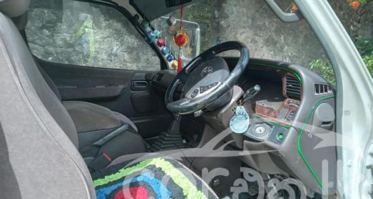 TOYOTA DOLPHIN 1999