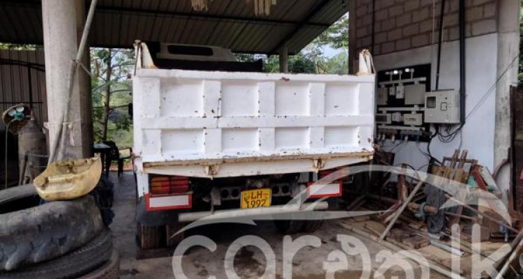 ISUZU JUSTON FORWARD 2003
