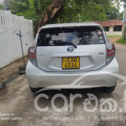 TOYOTA AQUA 2012