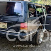 MAZDA FAMILIA WAGON 1986