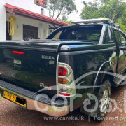 TOYOTA HILUX VIGO 2010