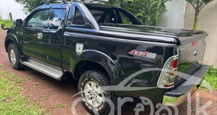TOYOTA HILUX VIGO 2010