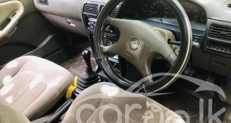 NISSAN DOCTOR SUNNY 1992