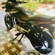 BAJAJ PULSAR 150 2012