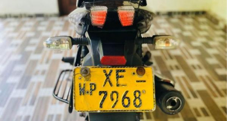 BAJAJ PULSAR 150 2012