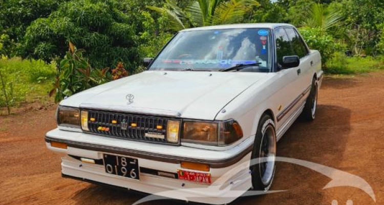 TOYOTA CROWN 1991
