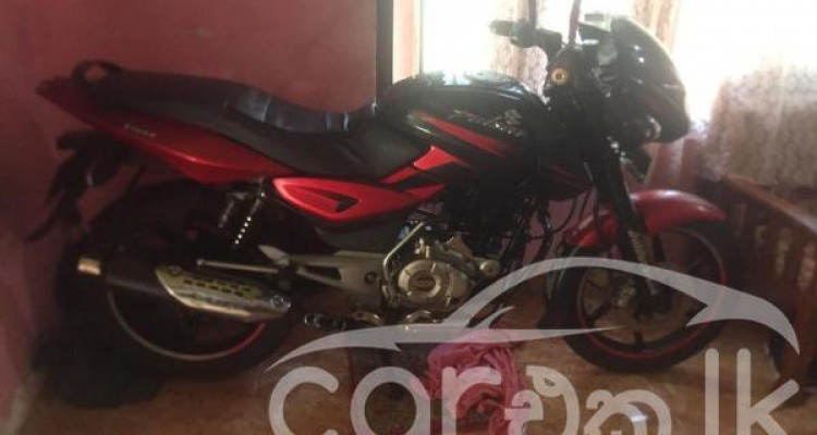 BAJAJ PULSAR 2016