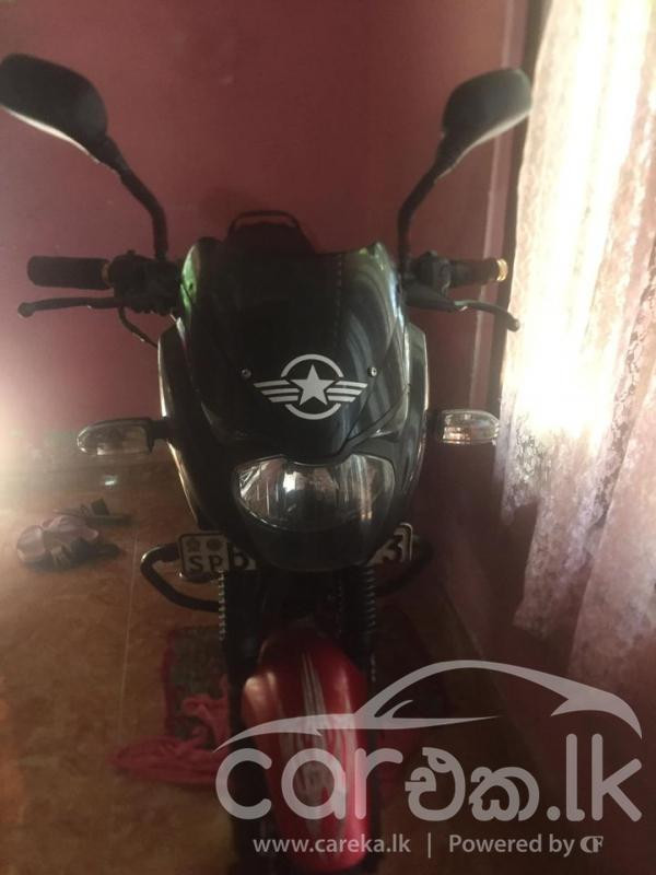 BAJAJ PULSAR 2016