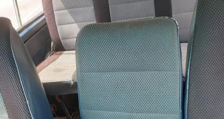 NISSAN CARAVAN 1987