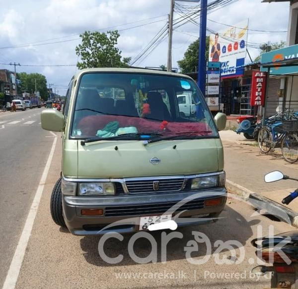 NISSAN CARAVAN 1987
