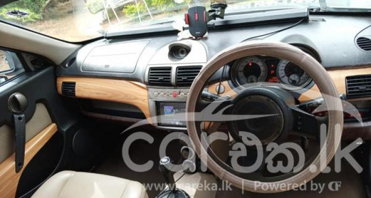 PROTON GEN 2 2005