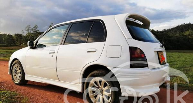 TOYOTA STARLET 1997