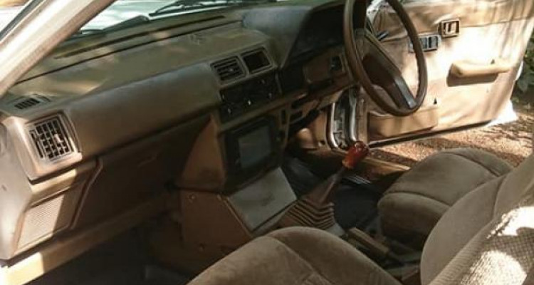 TOYOTA CARINA AT150 1987