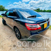TOYOTA PREMIO 2015