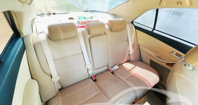 TOYOTA PREMIO 2015