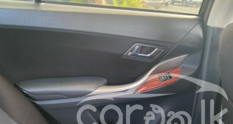 TOYOTA ALLION 260 2010