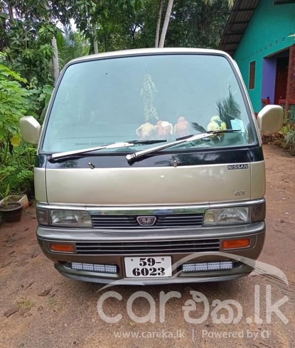 NISSAN CARAVAN 1993