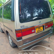 NISSAN CARAVAN 1993