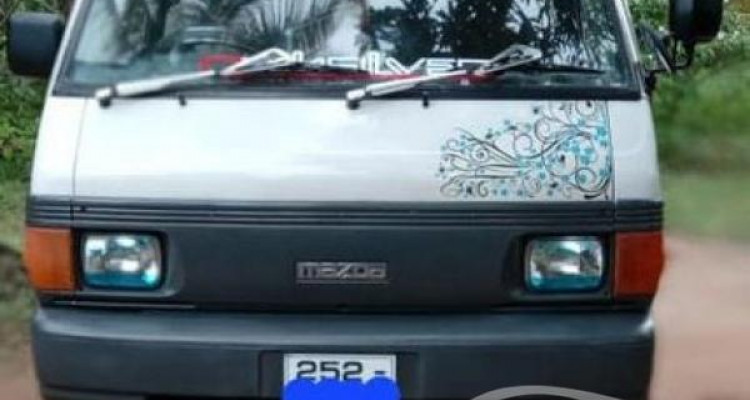 MAZDA BONGO 1994