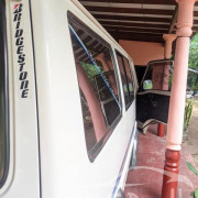 NISSAN VANETTE 2002