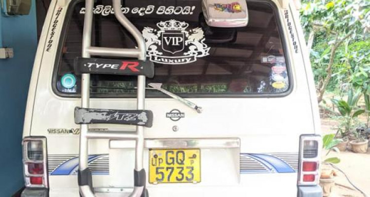 NISSAN VANETTE 2002