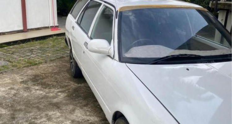 TOYOTA CARINA 1994