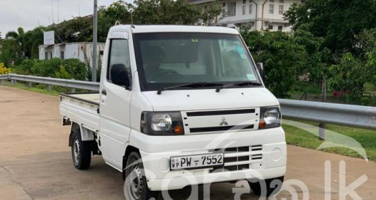 MITSUBISHI U61 2010