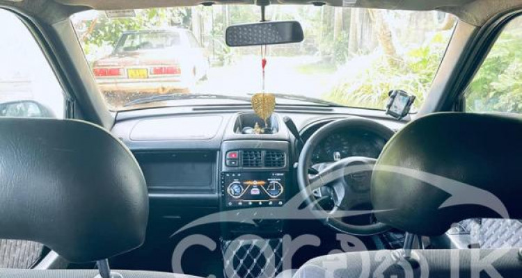 NISSAN CUBE 2000