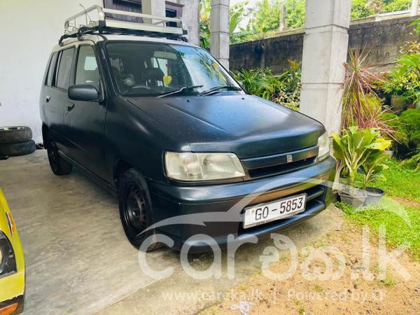 NISSAN CUBE 2000