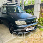 NISSAN CUBE 2000