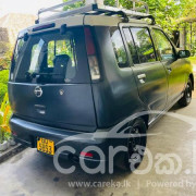 NISSAN CUBE 2000