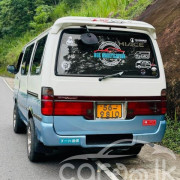 TOYOTA DOLPHIN 1991