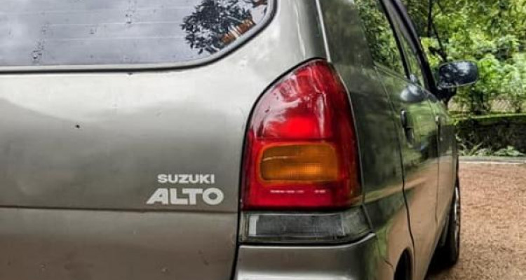 SUZUKI ALTO 2005