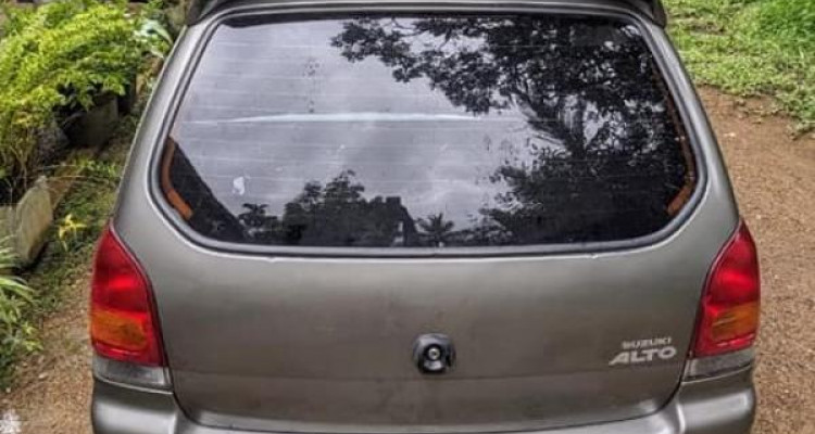 SUZUKI ALTO 2005