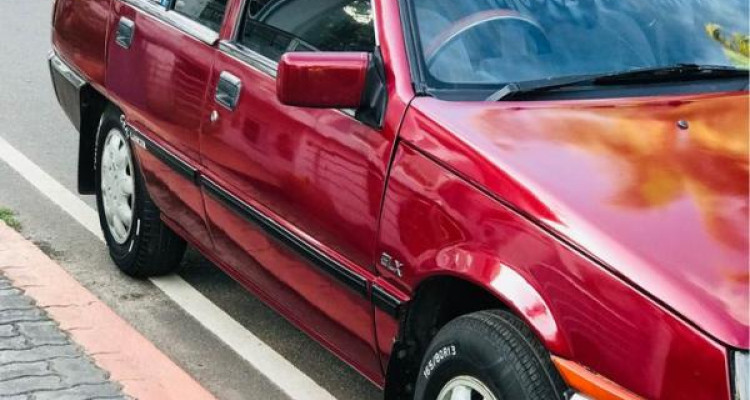 MITSUBISHI LANCER GLX 1985