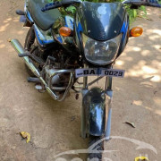BAJAJ CT100 2012