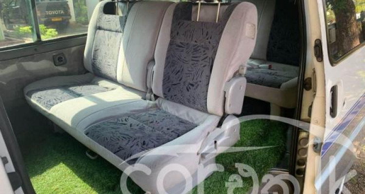 MAZDA BONGO 2000