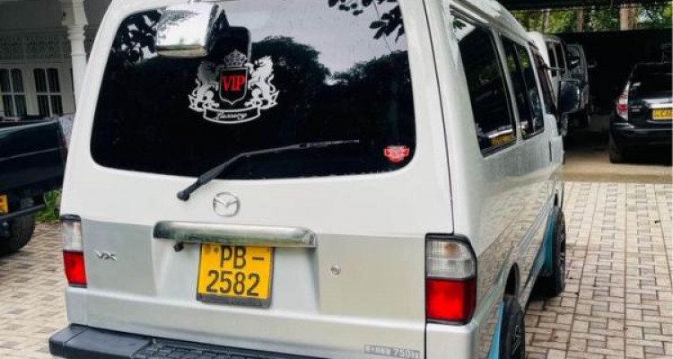 MAZDA BONGO 2000