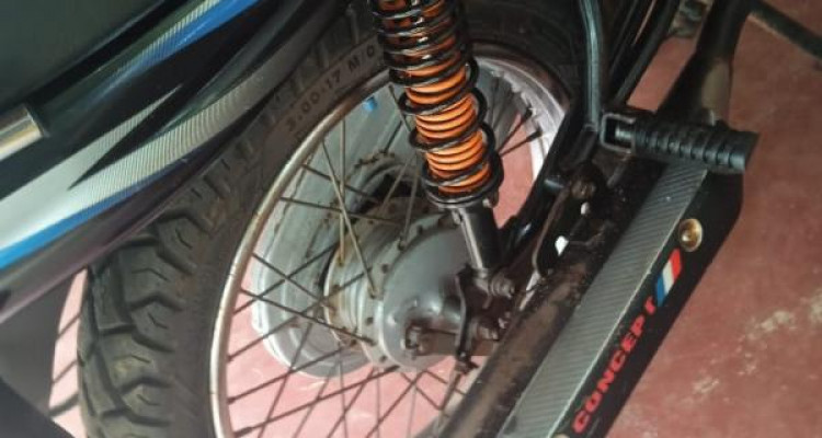 BAJAJ CT100 2020
