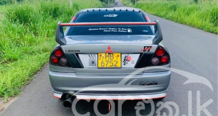 MITSUBISHI LANCER CK2 2000