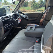 NISSAN VANETTE 2006