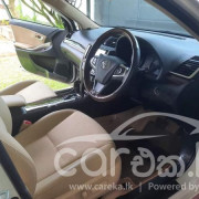 TOYOTA PREMIO 2018