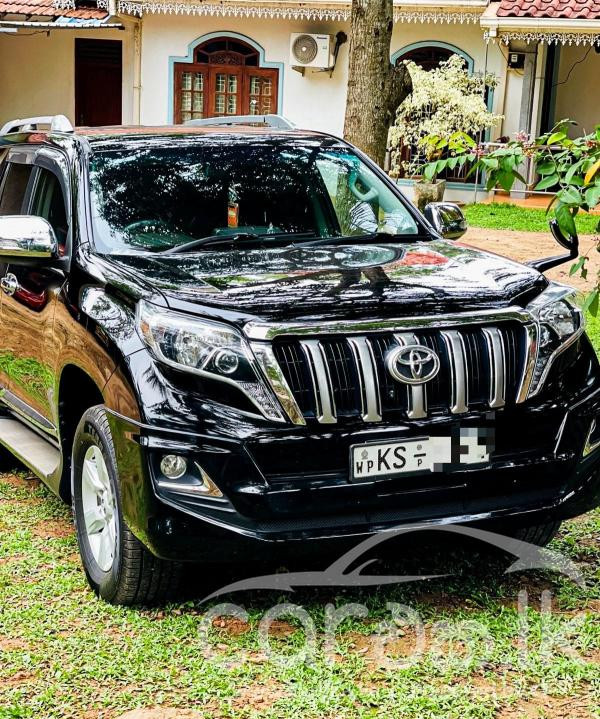 TOYOTA LAND CRUISER PRADO 150 2010