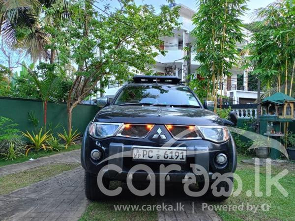 MITSUBISHI L200 2006