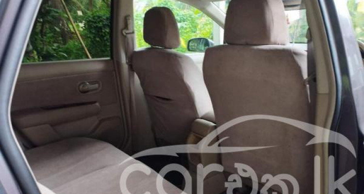 NISSAN TIIDA 2008