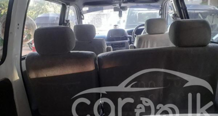 TOYOTA NOAH CR42 1999
