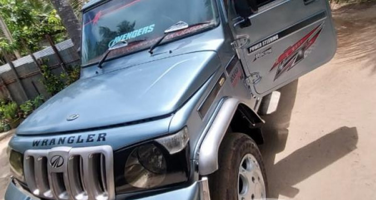 MAHINDRA BOLERO 2015