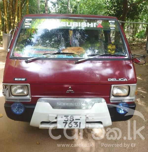 MITSUBISHI DELICA L300 1982