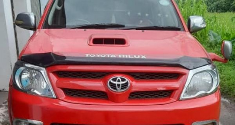 TOYOTA HILUX 2008