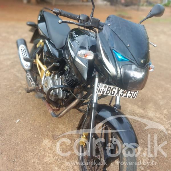 BAJAJ PULSAR 150 2018